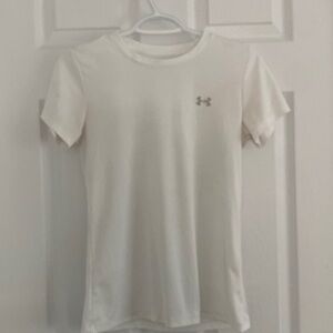 UNDER ARMOUR T SHIRT